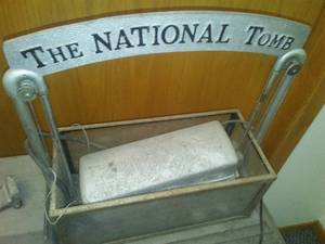 lot 15 image: National Tomb demonstration exhibit - Rare Believed to be about 100 years old.