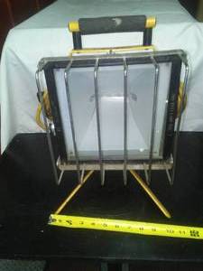 lot 20 image: Power Glow Work Light.
