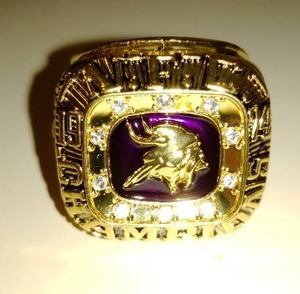 lot 46 image: Minnesota Vikings NFC championship ring