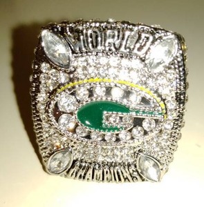 lot 50 image: Green Bay Packers Super Bowl Ring