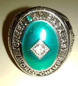 lot 170M image: Green Bay Packers Paul Hornung Super Bowl Ring.