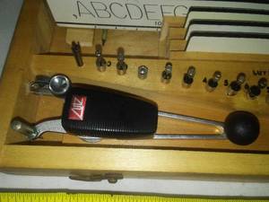 lot 73 image: Lettering kit Lutz Superdyne Inc