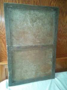 lot 89 image: Vintage window frame 36x24 - reversible., magnetic board.