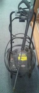 lot 109 image: Gas power washer - works fine. Briggs & Stratton