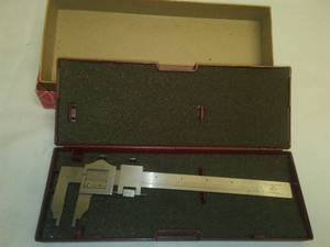 lot 146 image: Precision 6 in.  caliper L.S. Starrett in case & box.