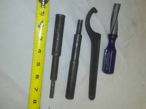 lot 151 image: Specialty tool adaptors. Accessories.