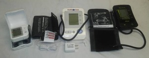 lot 168 image: 3 blood pressure cuff devices - all working.