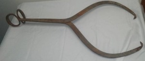 lot 185 image: Huge Ice Tongs