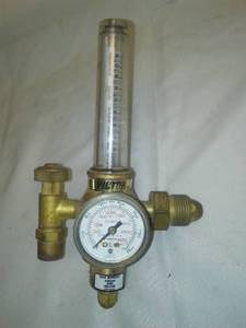 lot 203 image: Welding tank gauge.