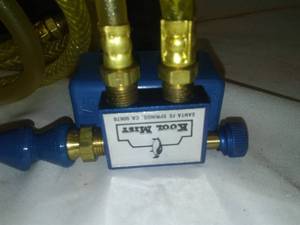 lot 246 image: Kool mist Porta mist kit in original box.