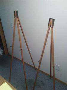 lot 258 image: 2 Vintage wood tripods