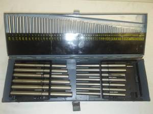 lot 282 image: Drill size pens complete & excellent in case.