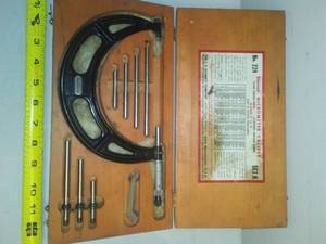 lot 286 image: Starrett Micrometer Caliper 2-6 in. No. 224