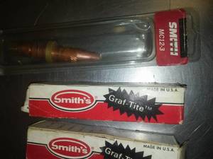 lot 309 image: 3 Acetylene torch tips Smith mc12-3.