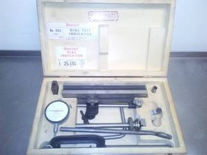 lot 315 image: Starrett Dial Indicator set