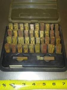 lot 333 image: Engraving set brass numbers and letters