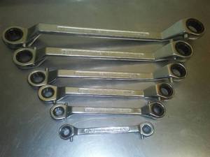 lot 336 image: 6 ratchet wrenches 12 sizes Pittsburgh.