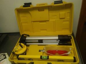 lot 359 image: Professional multi - beam laser level kit