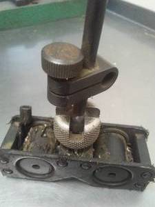 lot 389 image: Gem Magnetic Base