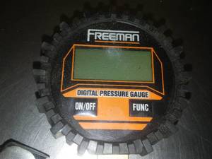 lot 391 image: Freeman Pressure gauge