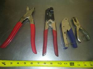 lot 402 image: Specialty tools.