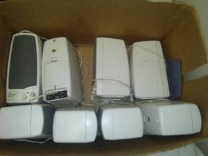 lot 480 image: 8 computer speakers & wires. untested.