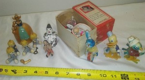 lot 497 image: Vintage wood miniatures, Donald Duck & more