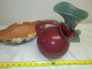 lot 501 image: Roseville & Dakota Pottery $$hundreds$$