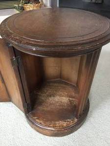 lot 24 image: Round Wooden Storage Table
