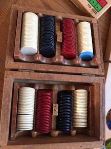 lot 68 image: Game Lot