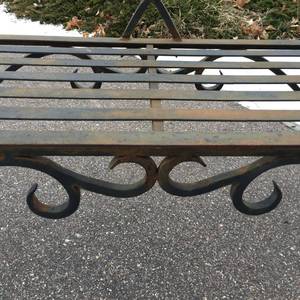 lot 89 image: Metal Garden Bench