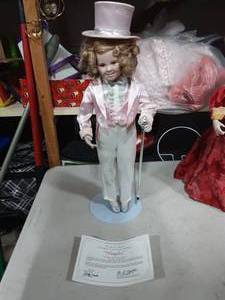 Shirley Temple Dimples With Stand & COA (No Box)