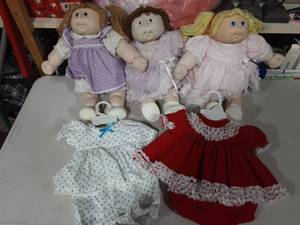 3-Cabbage Patch Dolls & 2-Baby Doll Outfits