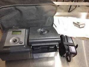 lot 24 image: MSRP $1500 Philips Respironics System One REMstar Auto With A-Flex CPAP Machine With Carrying Bag and Smart Card - Good Working Condition&nbspThis one is missing a turn knob