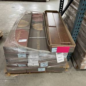 lot 593 image: 292 SF Silverton Country Saddleback Hickory Hardwood Flooring