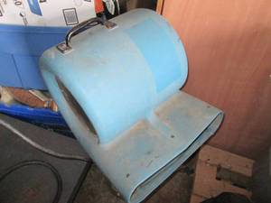 lot 4 image: Drieaz blower fan...