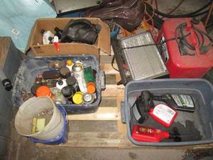 lot 20 image: Large lot of tools Hardware and che...