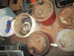 lot 25 image: Gascans and hardware, mainly nails ...
