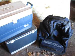lot 61 image: Lot of coolers...