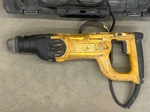lot 30 image: DeWalt D25203 1-Rotary SDS Hammer Drill With Case