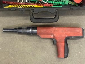 lot 33 image: Remington 496 Powder Actuated Fastener With Case