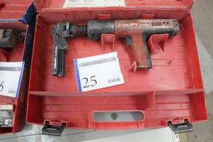 lot 25 image: Hilti Fastener DX351, Nail Magazine X-MX 32, Case