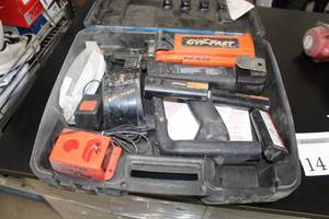 lot 14 image: ITW Buildex Gyp-Fast Cordless Fastener ESX150, Case, Battery, Charger