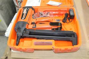 lot 1 image: Ramset T3 Fastener Tool, Case, Accessories