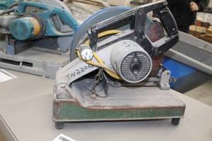 lot 36 image: Black & Decker Chop Saw 14 3935