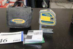 lot 46 image: Spectra Precision Laser Pointer LP51G, Case, Users Guide