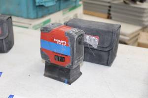 lot 53 image: 2015 Hilti Plumb Laser PM 2-P, Case