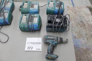 lot 89 image: Lot of (5) Makita Power Tools - 18V Cordless Drill BHP452 (x1), Chargers DC18RA (x4)