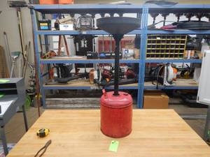 5-Gallon Adjustable Oil Drain