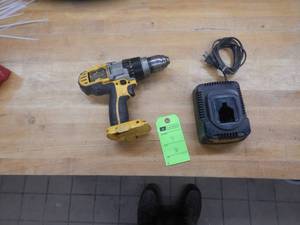 18v Dewalt Drill with Charger